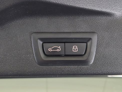 Used 2024 BMW X5 M60i image 10