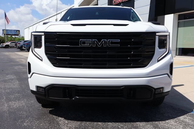 Used 2024 GMC Sierra 1500 Elevation RWD image 2