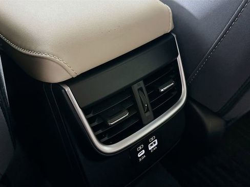 Used 2023 Subaru Outback Premium image 25