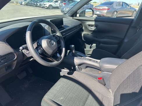 Used 2024 Honda HR-V Sport image 13