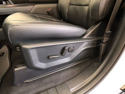 New 2026 Ford F150 Lariat w/ Equipment Group 501A Mid image 11