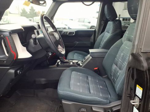 Used 2023 Ford Bronco Heritage Edition image 30