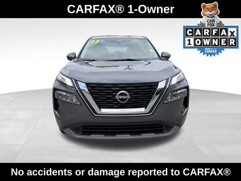 Used 2023 Nissan Rogue SV image 2