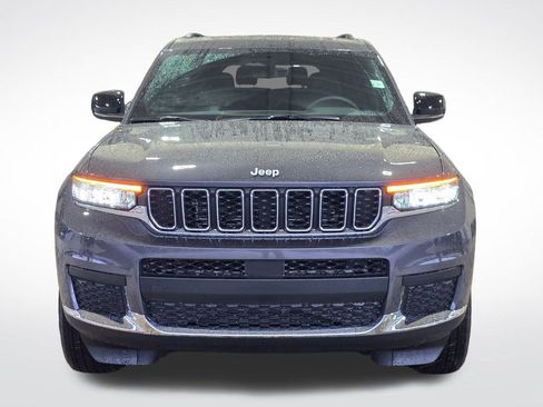 New 2025 Jeep Grand Cherokee L Laredo image 17