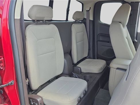 Used 2017 GMC Canyon SLE w/ SLE Convenience Package AWD/4WD image 14