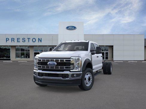New 2026 Ford F550 XL image 2