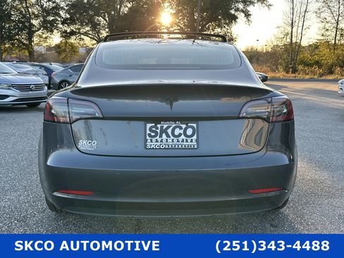 Used 2018 Tesla Model 3 Long Range image 4