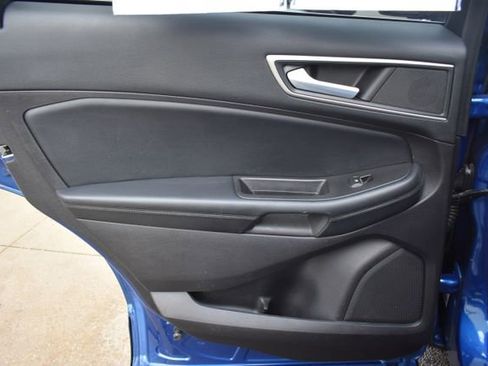 Used 2021 Ford Edge SEL w/ Cargo Accessory Package image 33