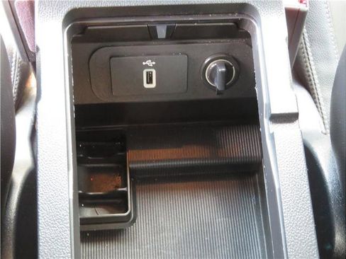 Used 2018 Ford Mustang Premium image 8