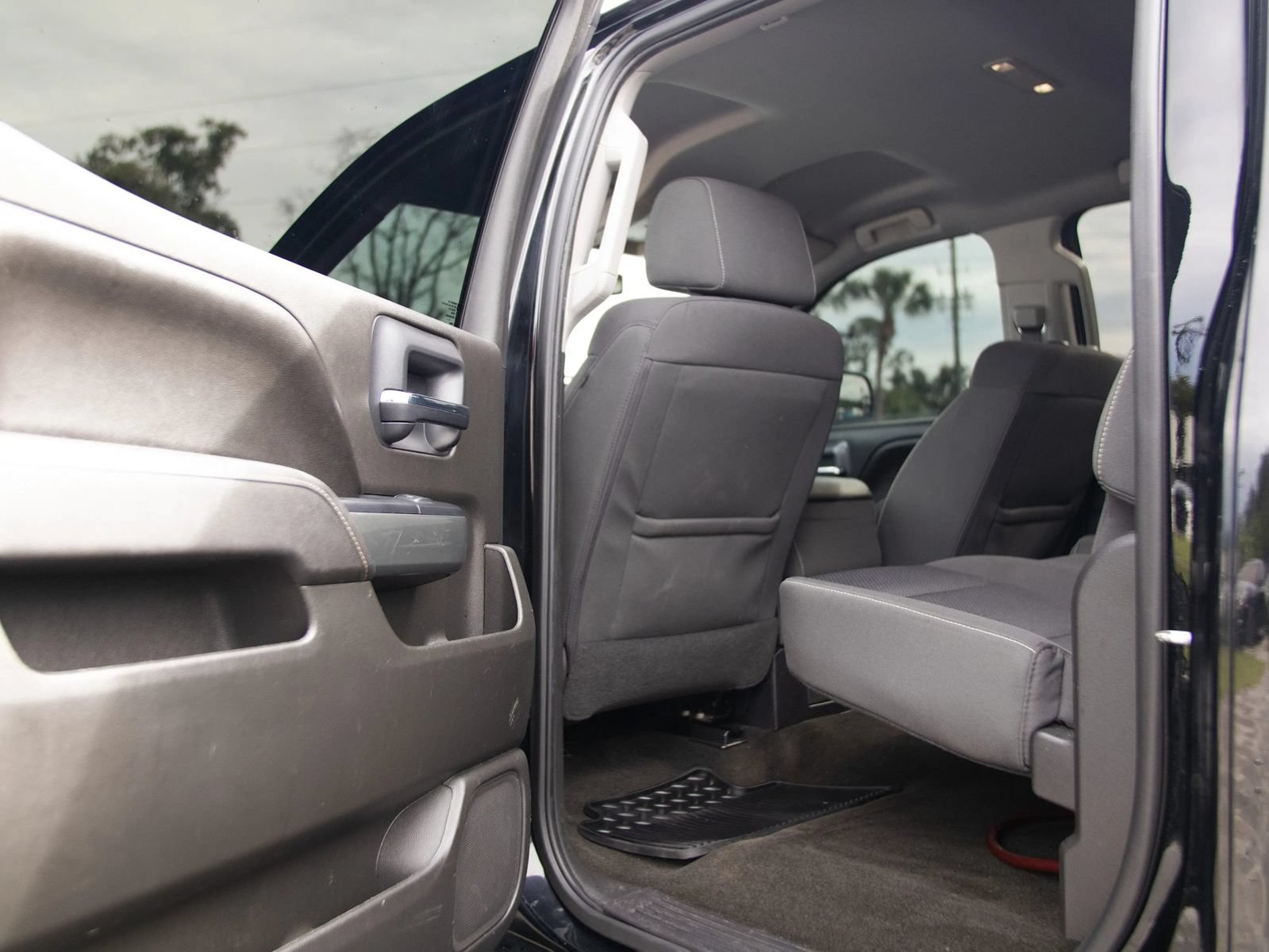 Used 2016 Chevrolet Silverado 1500 LT RWD image 23