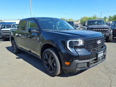 New 2026 Ford Maverick Lariat w/ Black Appearance Package