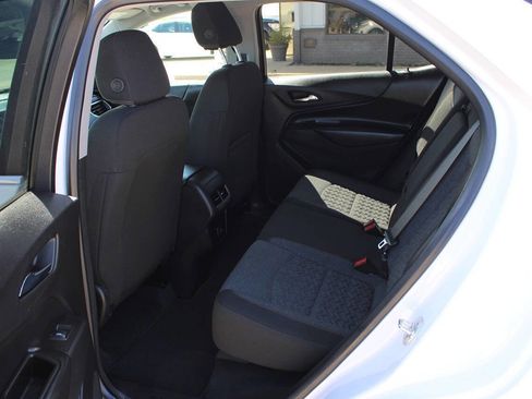Used 2024 Chevrolet Equinox LT AWD/4WD image 9