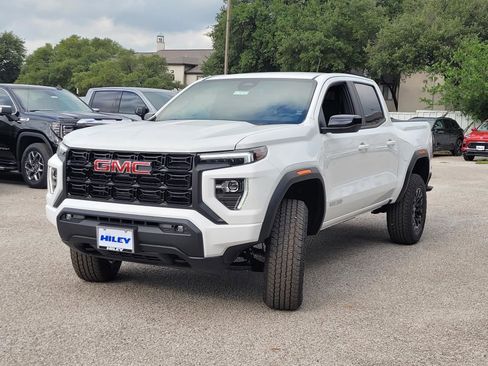 New 2026 GMC Canyon Elevation w/ Convenience Package RWD image 2
