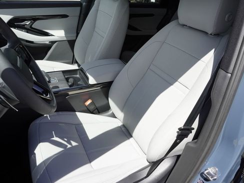 New 2026 Land Rover Range Rover Evoque S image 20