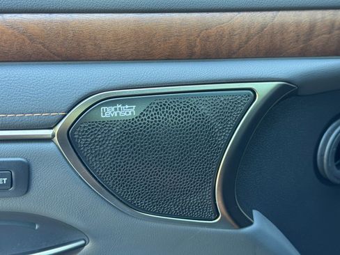 Used 2022 Lexus ES 350 Ultra Luxury w/ Accessory Package 2 image 20