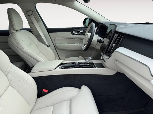 New 2026 Volvo XC60 B5 Ultra w/ Protection Package Premier image 15