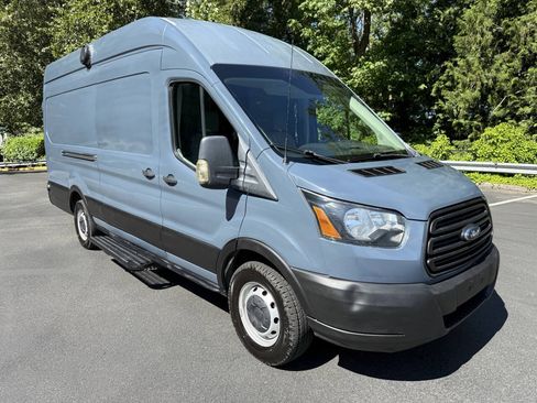 Used 2019 Ford Transit 250 148 High Roof Extended RWD image 7