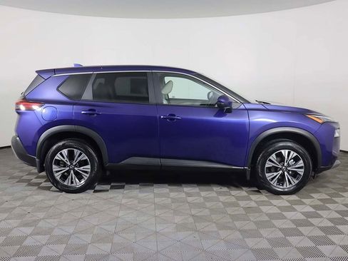 Used 2023 Nissan Rogue SV image 16