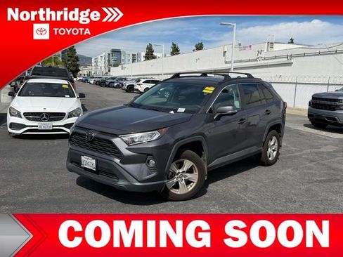 Certified 2020 Toyota RAV4 XLE w/ Carpet Mat Package image 1