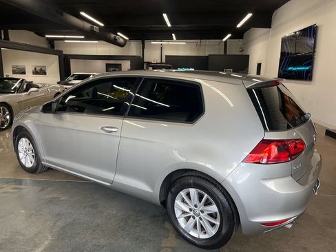 Used 2015 Volkswagen Golf S FWD image 7