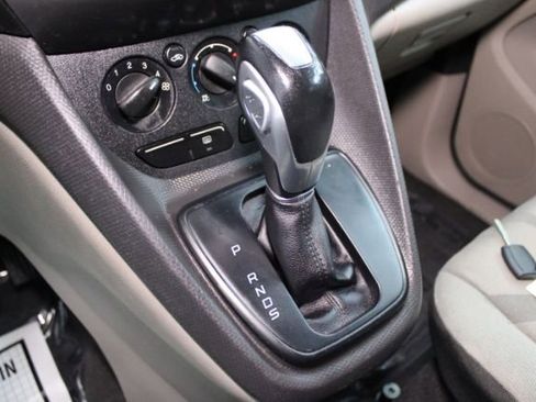 Used 2015 Ford Transit Connect XLT image 13