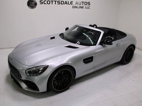 Used 2019 Mercedes-Benz AMG GT Roadster image 17