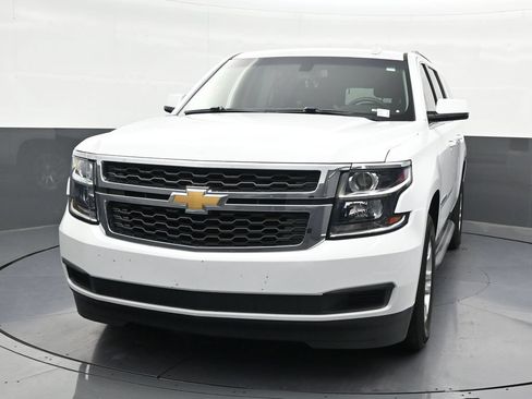 Used 2020 Chevrolet Suburban LS RWD image 9