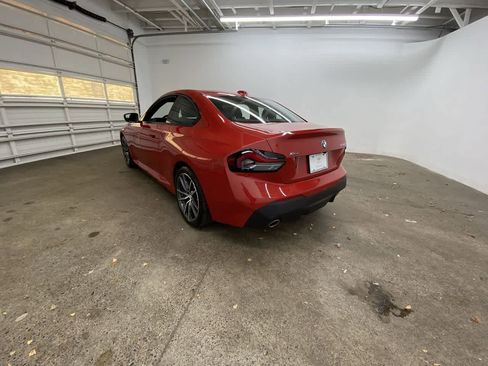 Used 2023 BMW 230i xDrive Coupe w/ Premium Package image 4