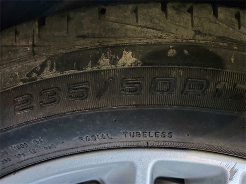 Used 2018 Ford Fusion SE w/ Fusion SE Technology Package image 25