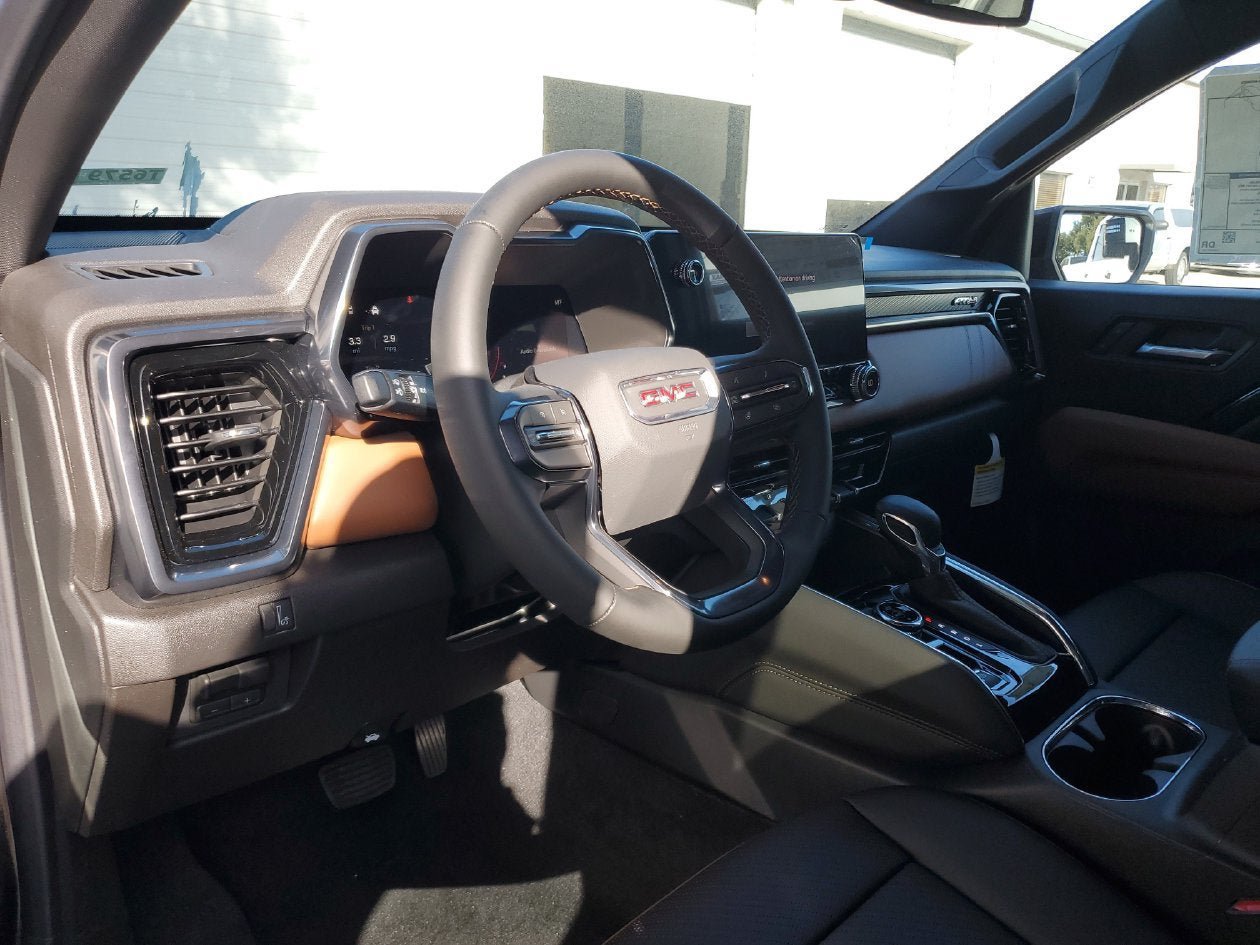 New 2026 GMC Canyon AT4 w/ AT4 Premium Package AWD/4WD image 20