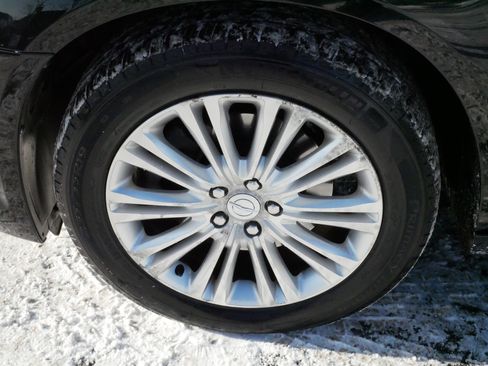 Used 2013 Chrysler 300 C w/ Light Group image 15