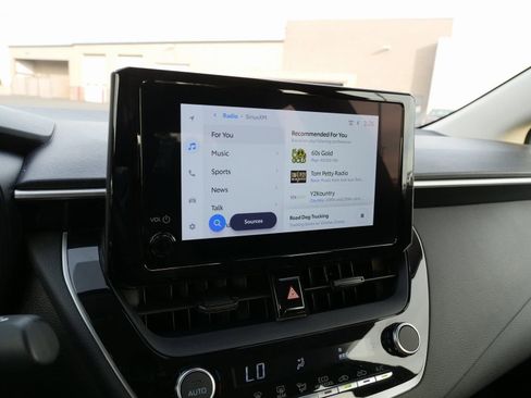 Used 2024 Toyota Corolla LE image 24