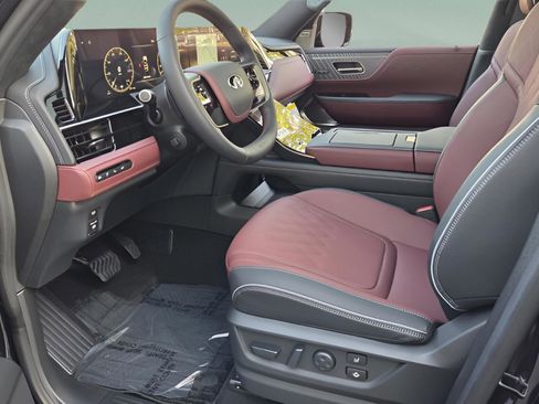 New 2026 INFINITI QX80 Autograph w/ Premium Cargo Package AWD/4WD image 13