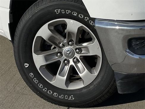 Used 2024 RAM 1500 Laramie image 9