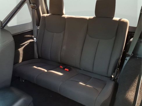 Used 2017 Jeep Wrangler Sport w/ Quick Order Package 24S AWD/4WD image 28