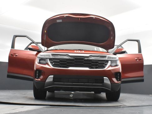 New 2026 Kia Seltos SX image 22