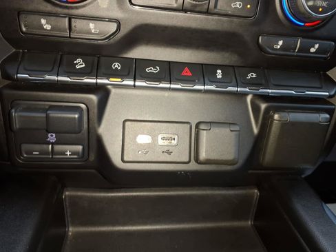 Certified 2021 Chevrolet Silverado 1500 RST w/ Convenience Package II image 23