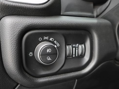 Used 2020 RAM 2500 Big Horn w/ Night Edition AWD/4WD image 42