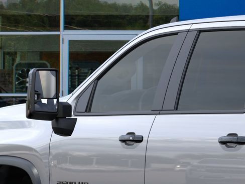 New 2026 Chevrolet Silverado 2500 ZR2 w/ LPO, Dark Essentials Package AWD/4WD image 33