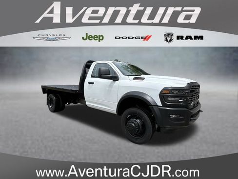 Used 2025 RAM 5500 Tradesman AWD/4WD image 1