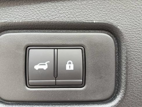 Used 2026 Nissan Pathfinder SL AWD/4WD image 37