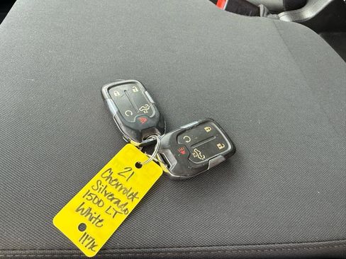 Used 2021 Chevrolet Silverado 1500 LT w/ Bed Protection Package image 39