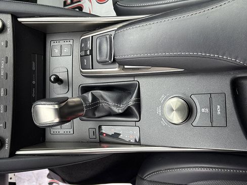 Used 2020 Lexus IS 300 F Sport image 12