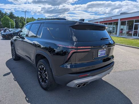 Used 2026 Chevrolet Traverse Z71 AWD/4WD image 3