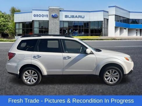 Used 2012 Subaru Forester 2.5X Limited AWD/4WD image 6