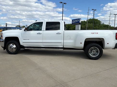 Used 2015 Chevrolet Silverado 3500 LTZ w/ Duramax Plus Package AWD/4WD image 11