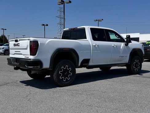 New 2026 GMC Sierra 2500 AT4X AWD/4WD image 9