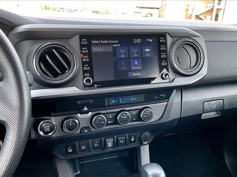 Used 2023 Toyota Tacoma TRD Off-Road image 6