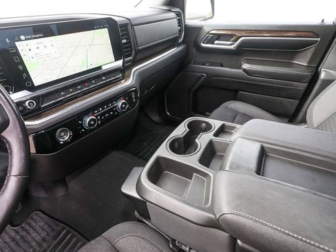 Used 2022 GMC Sierra 1500 Elevation image 21