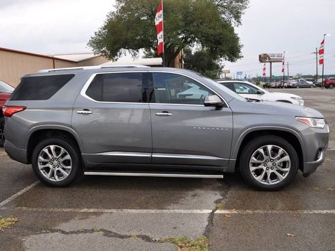 Used 2020 Chevrolet Traverse Premier image 6